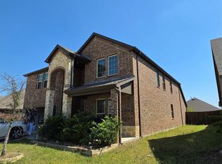 920 Philadelphia St, Fate, TX 75189