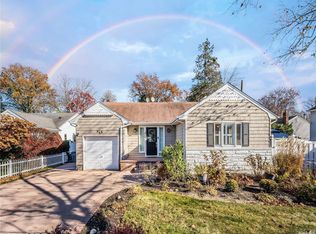 745 Cynthia Dr, East Meadow, NY