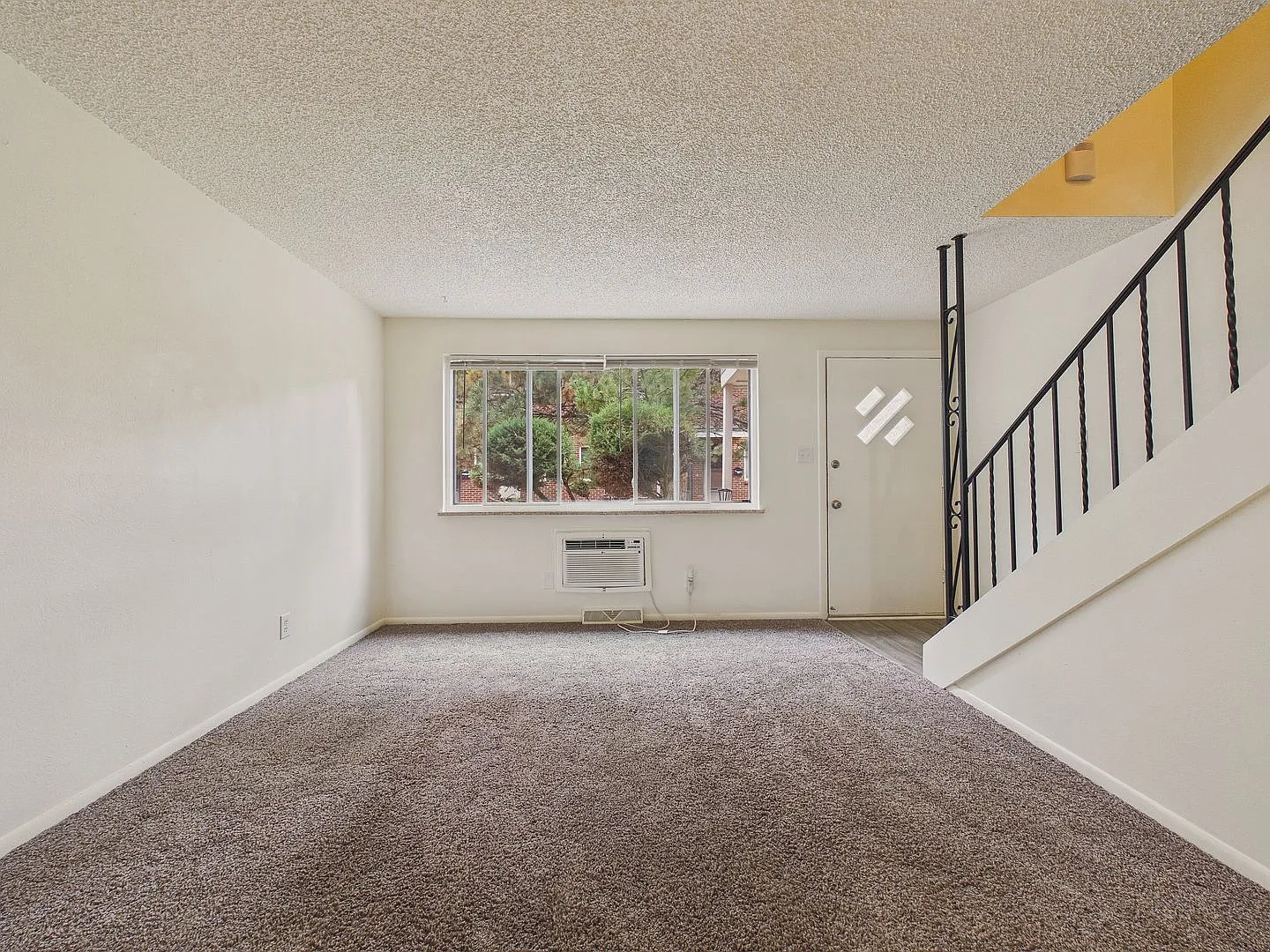 Wadsworth Blvd 6100 — Photo 4