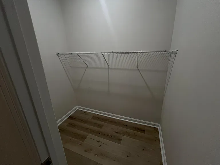 2324 Wilson Ave — Photo 12