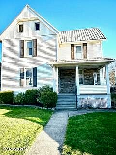 1st image of 2021 Lincoln St