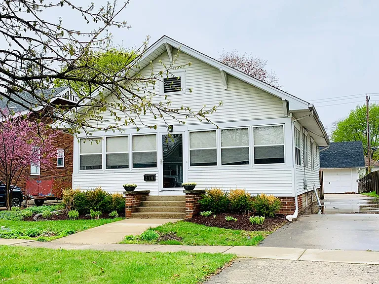 218 Anderson Blvd — Photo 2