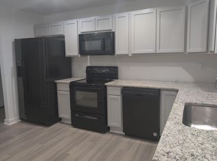 770 N Donahue Dr #B, Auburn, AL 36832