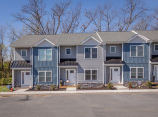 135 Swallow Dr, Elkton, VA 22827