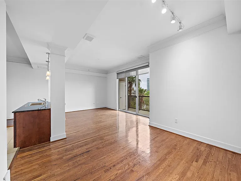 3333 Allen Pkwy #706 — Photo 16