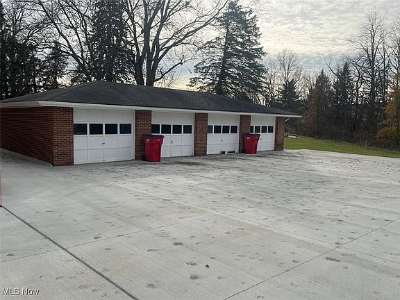5th image of 8653 Rosewood Ave NW