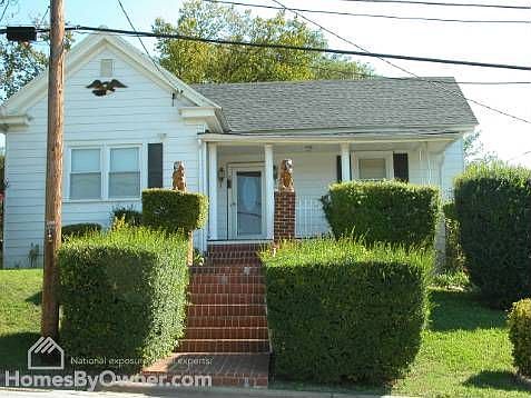 1st image of 408 Farrar St