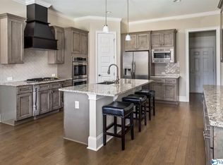 3044 Ginn Point Rd SE, Owens Cross Roads, AL 35763