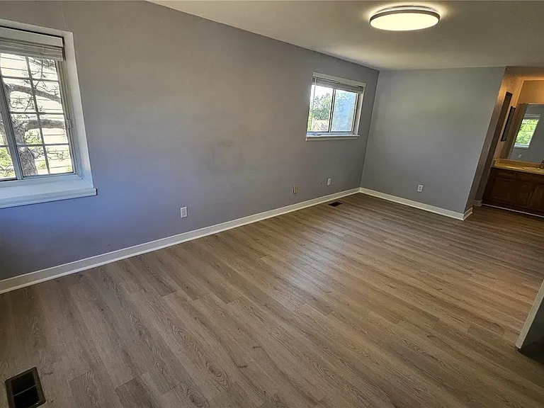 4244 S Bahama St — Photo 10