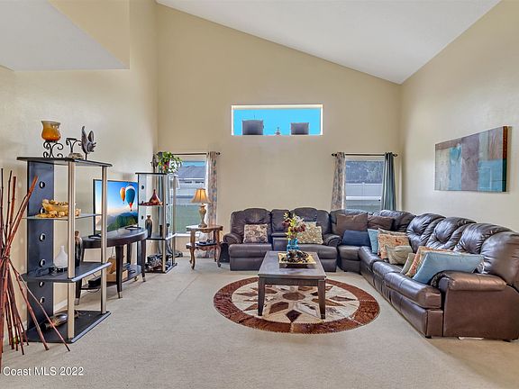 5th image of 4624 Sandhurst St