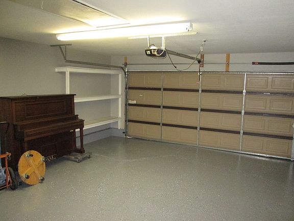 2 Car Garage newly Painted 