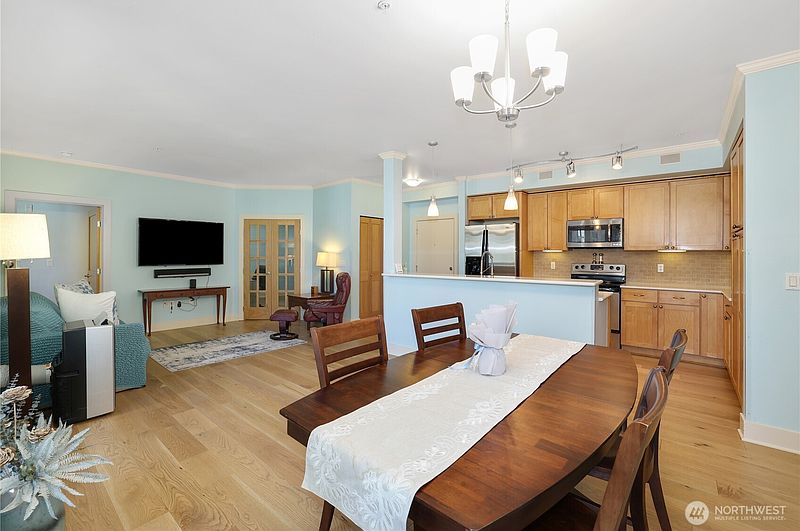 3rd image of 1501 Tacoma Avenue S #212