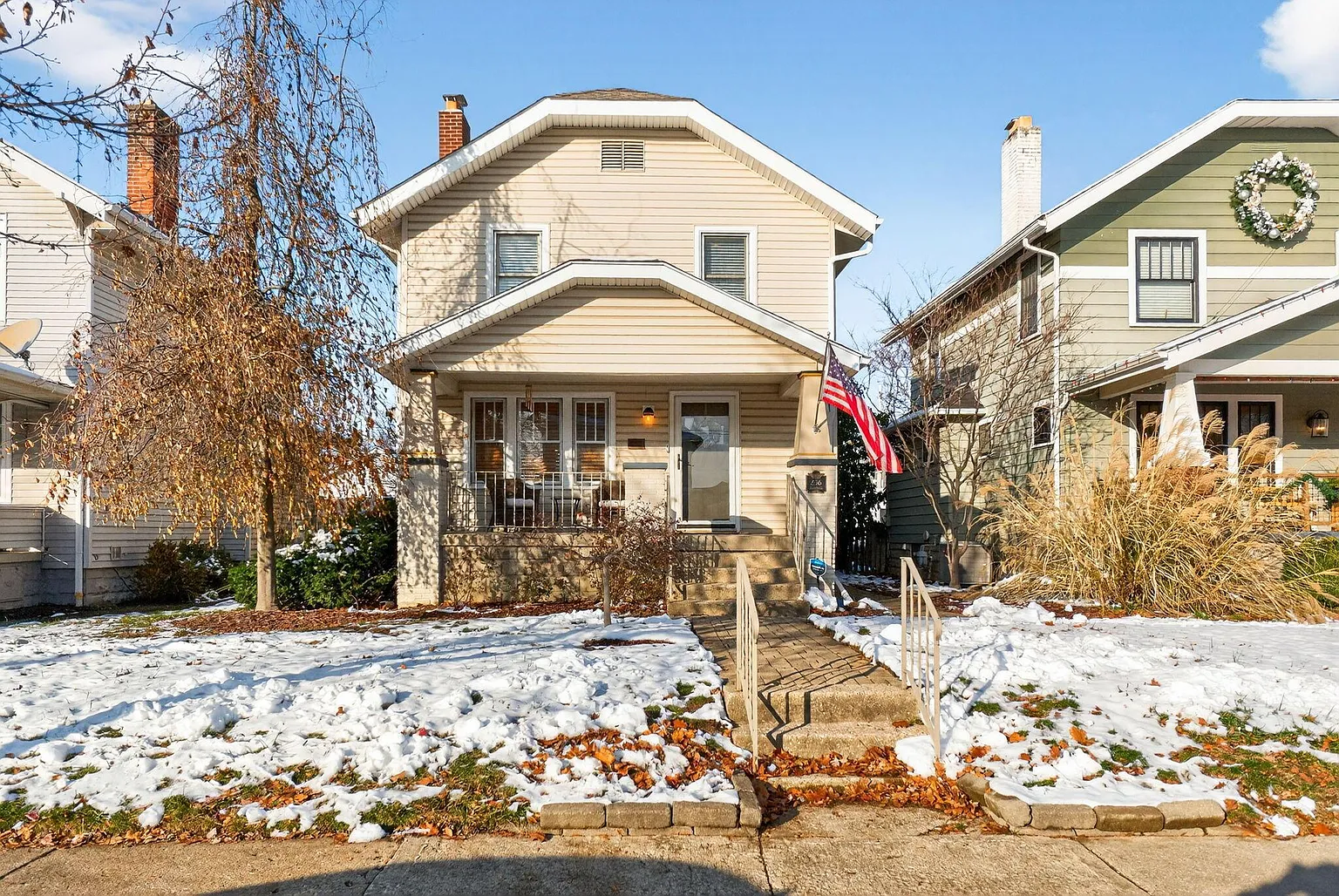 236 Southwood Ave photo 1