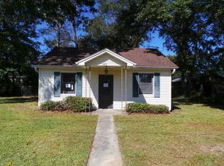 882 Pauline Ave, Cantonment, FL 32533