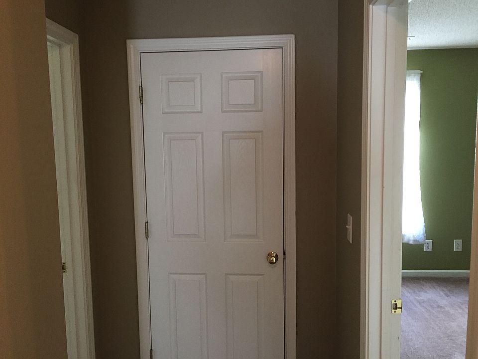 1st image of 6075 Pattingham Dr