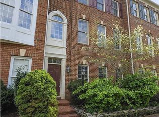 43789 Apache Wells Ter, Leesburg, VA 20176