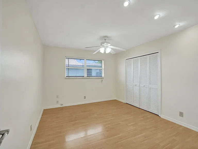 4721 Sarazen Dr — Photo 31