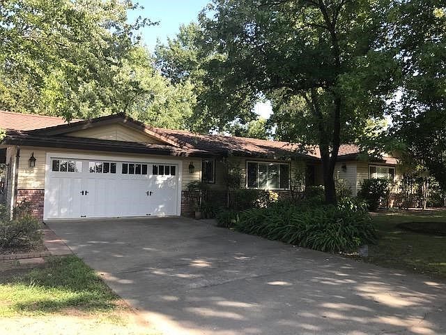 1st image of 7916 Mountain Ave