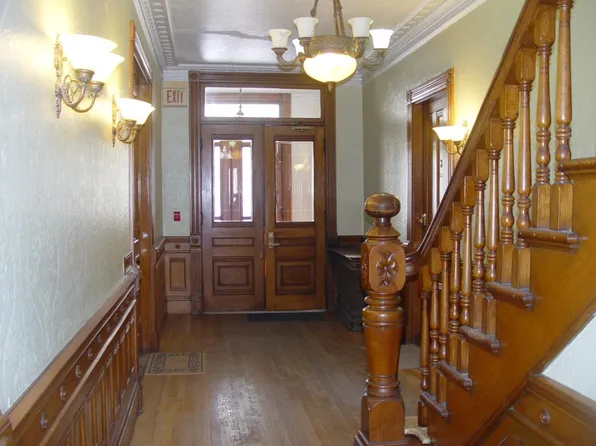 1094 Woodbury Ave #105, Portsmouth, NH 03801