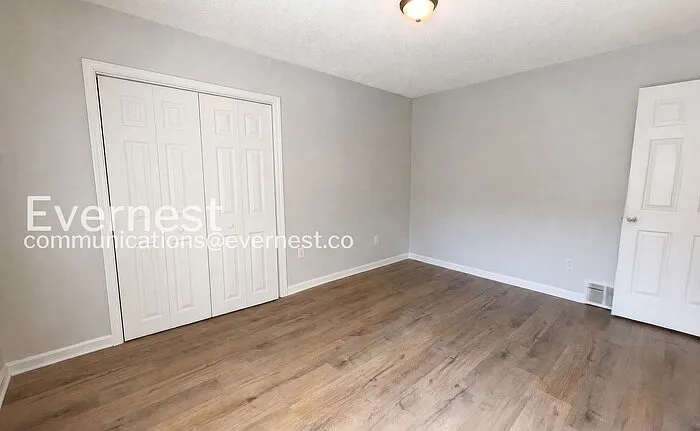 4508 Berrypick Ln S — Photo 13