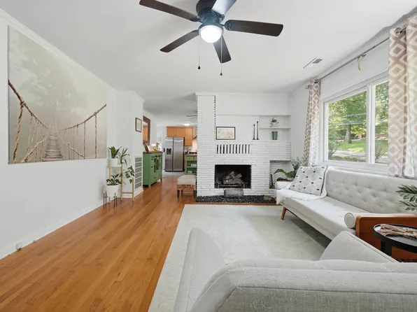 304 Oakmont Ln, Signal Mountain, TN 37377