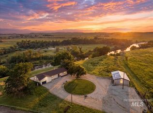 8989 Hillview Rd, Emmett, ID 83617
