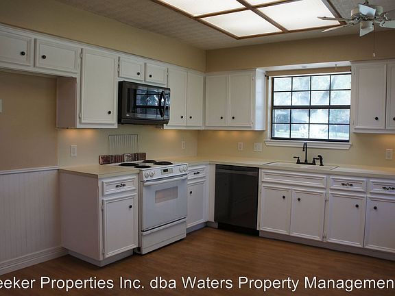 4th image of 4105 Manzanita Dr