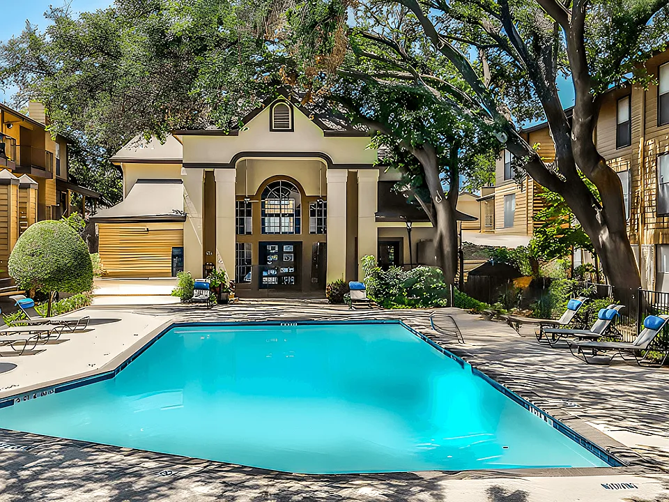 Regal Court Apartments
