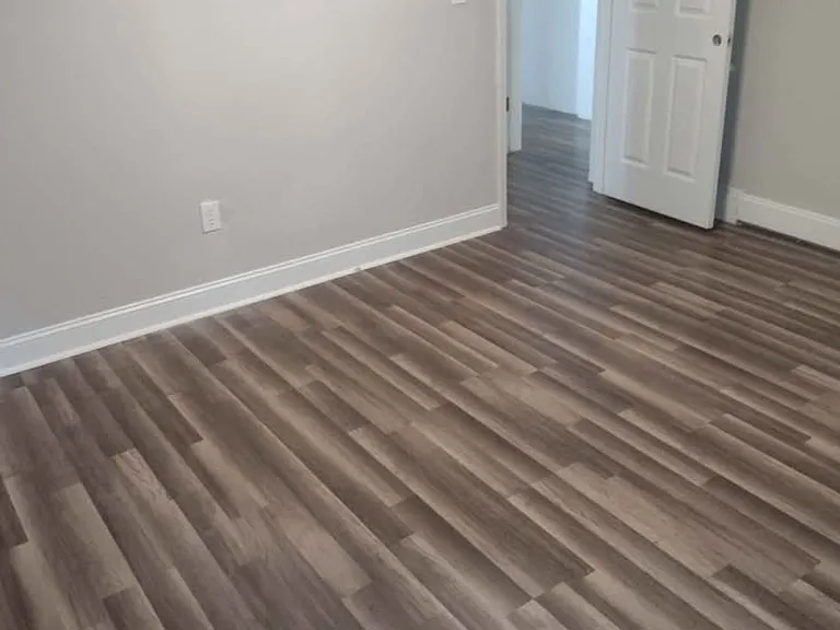 904 N McKay Ave — Photo 2