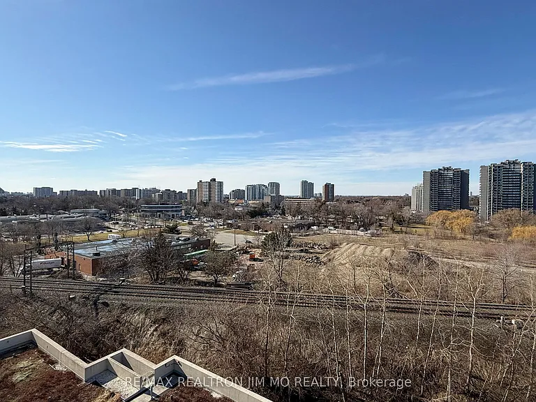 255 Village Green Sq #808 — Photo 30