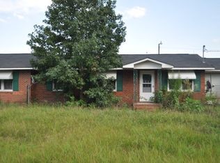 6873 Silver Rd, Manning, SC 29102