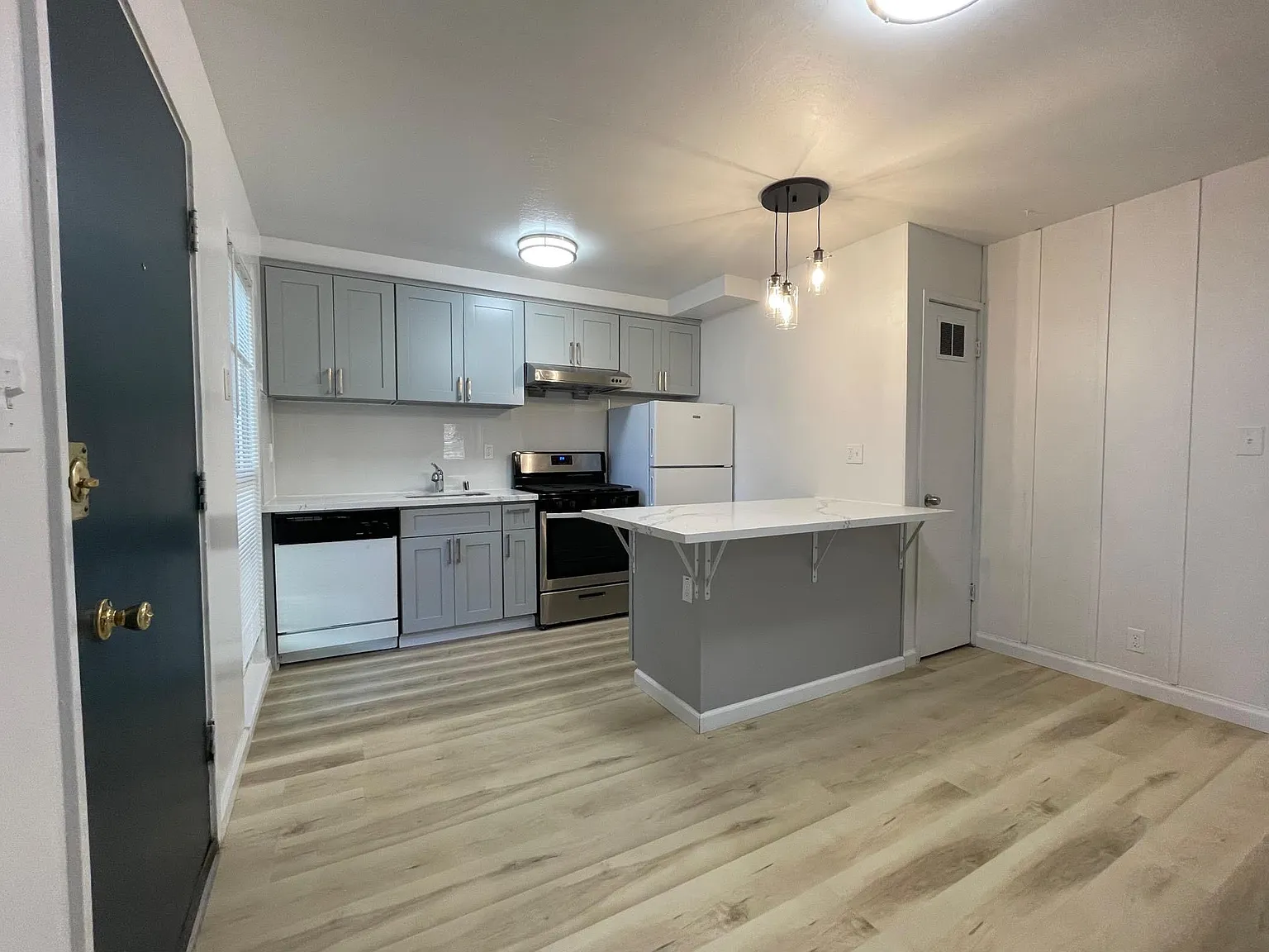 2920 Hillegass Ave — Photo 3