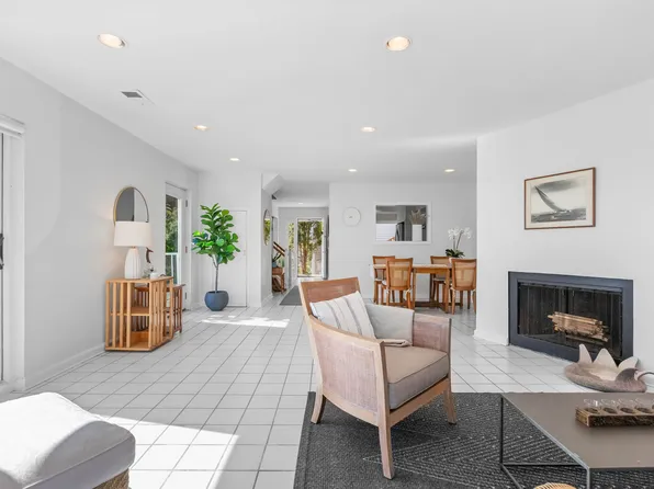 8 Deepwater Way image 6 of 23