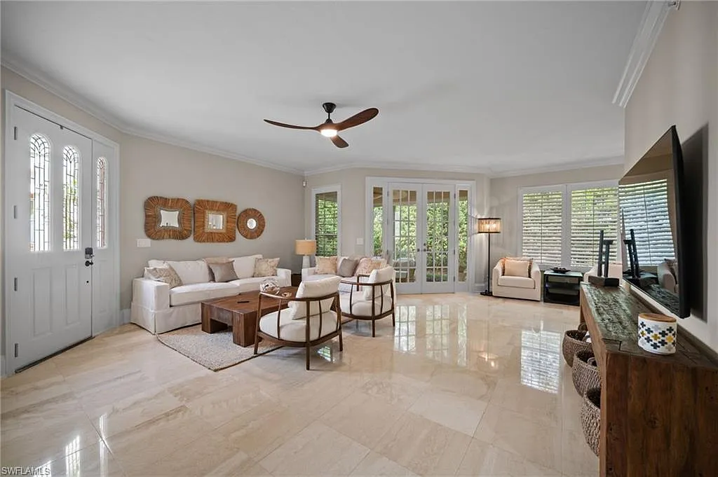 2 bed, 2.5 bath, 1991 sqft, $11,000 — Photo 4