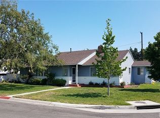 436 Walnut Pl, Costa Mesa, CA 92627