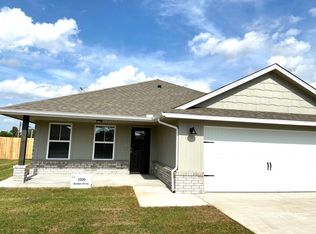 1513 Avalon Dr, Altus, OK 73521