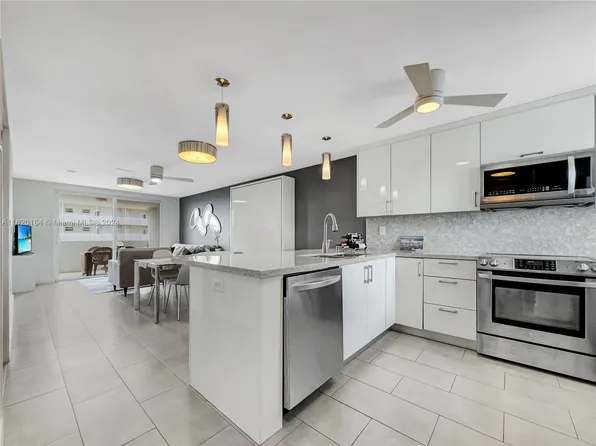 1331 Lincoln Rd APT 803, Miami Beach, FL 33139