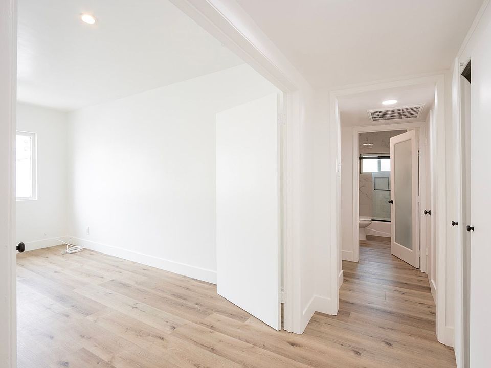 1st image of 1626 N Fuller Ave #0