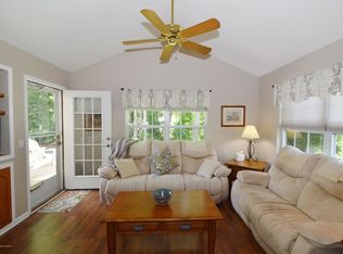 3469 Vicari Ave, Toms River, NJ 08755