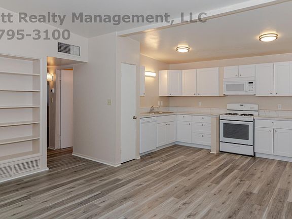 5th image of 3647 E 2nd St APT 111