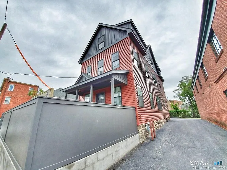 5 Isaacs St #3B — Photo 7