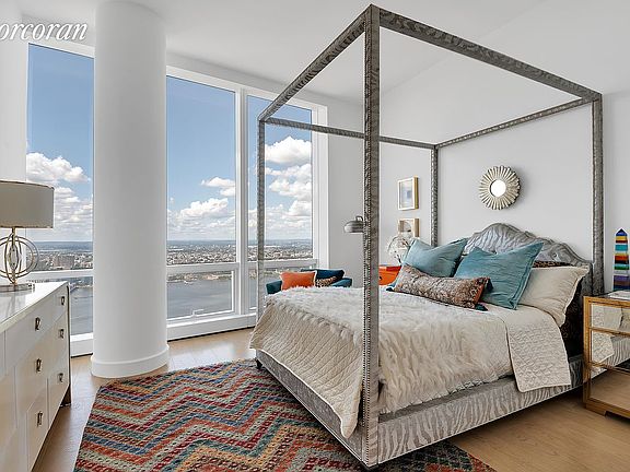 5th image of 15 Hudson Yards #70C