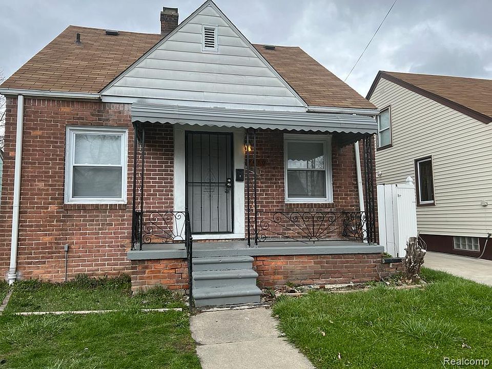 1st image of 2460 S Deacon St