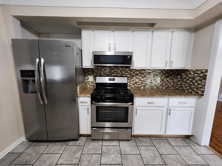 3611 Philmar Dr — Photo 7