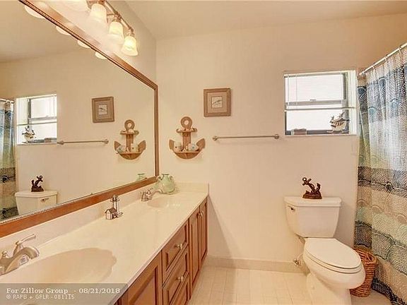 4th image of 5171 NW 64th Dr #0