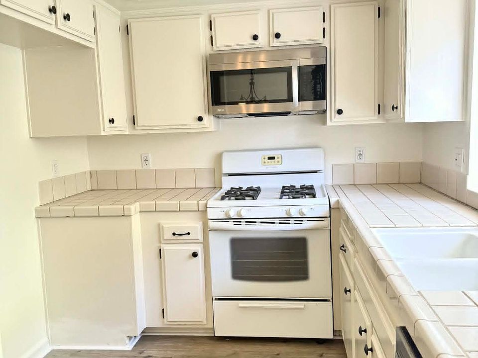 1st image of 1814 8th Ave Unit Q