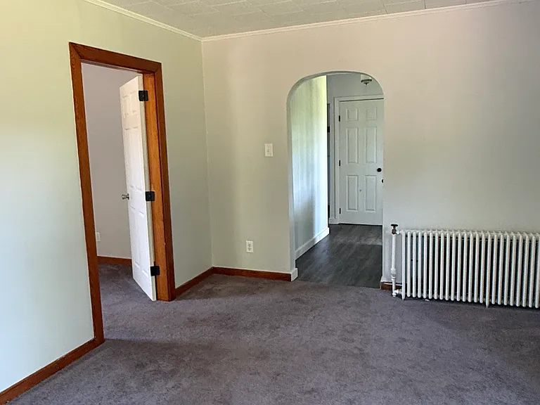 136 Waverly St #4 — Photo 6