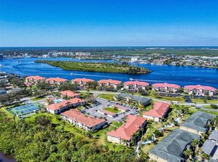 456 Bouchelle Dr APT 304, New Smyrna Beach, FL 32169