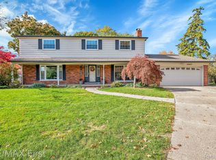 22683 Poplar Ct, Hazel Park, MI