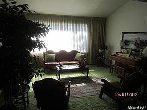 4th image of 8037 Vintage Way